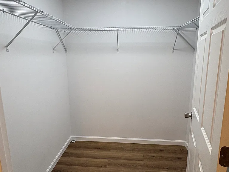803 W Lafayette St — Photo 9