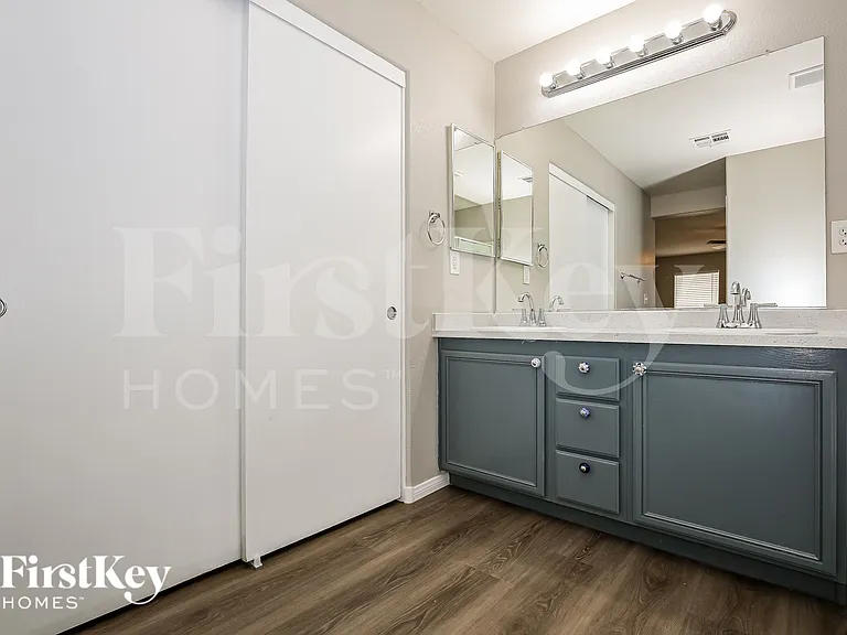 6032 Sierra Lakes St — Photo 17
