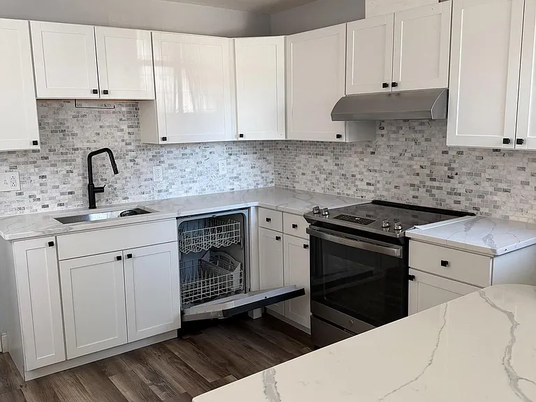 7609 Torresdale Ave — Photo 5