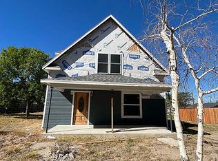 511 S River St, Saint Francis, KS 67756