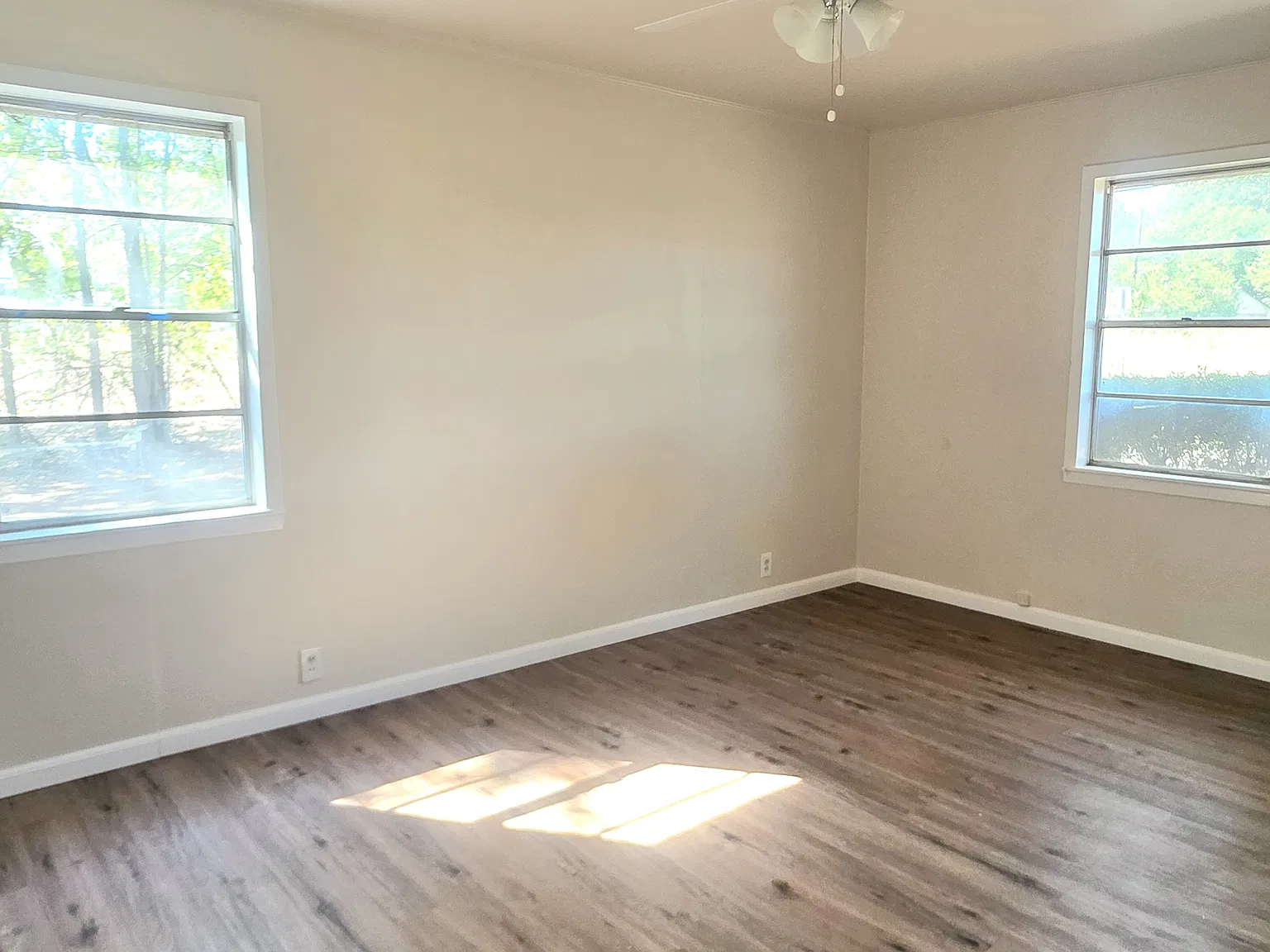 4 bed, 2000 sqft, $1,800 — Photo 3