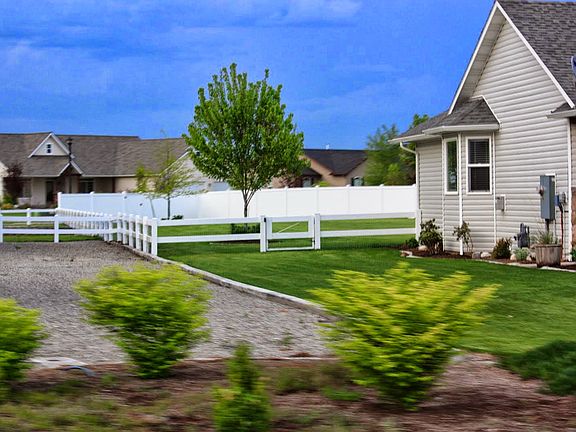 Fully fenced back yard