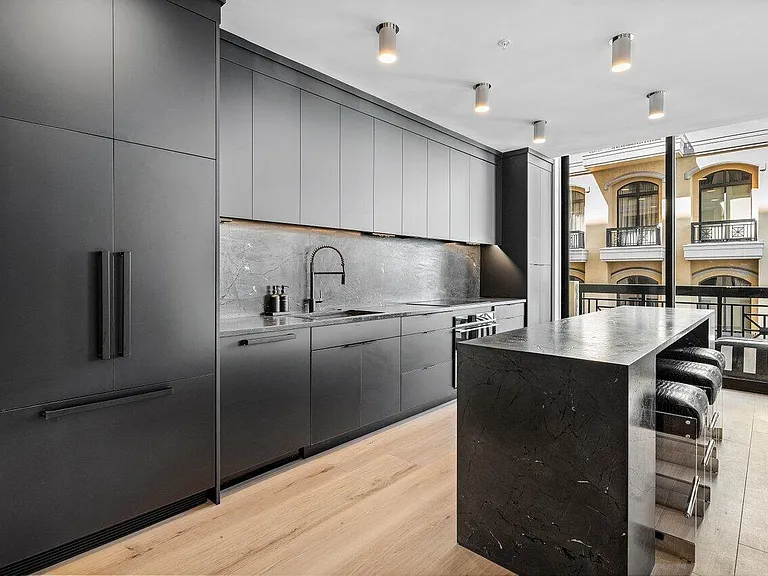 801 S Olive Ave #427 — Photo 5