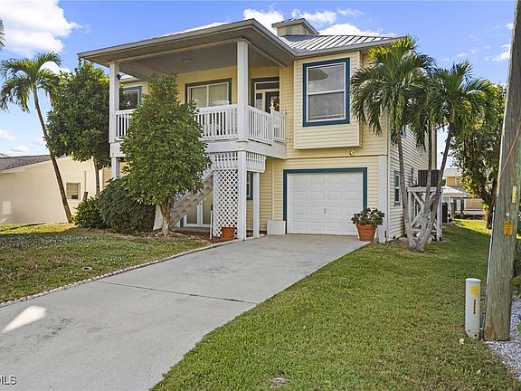2nd image of 2291 Palm Ave