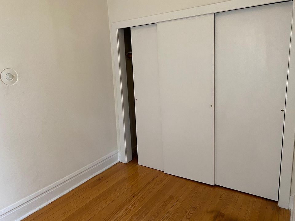 1st image of 1929 W Evergreen Ave #2F