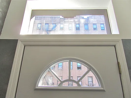 Rented by Bohemia Realty Group | media 16