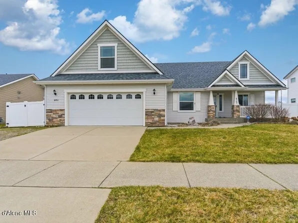 8703 N Courcelles Pkwy, Hayden Lake, ID 83835