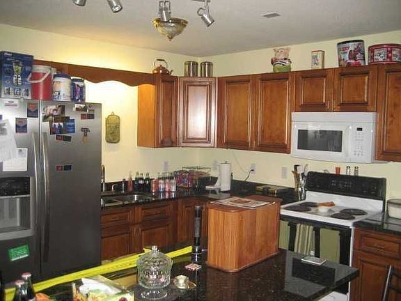 3rd image of 2124 Little River Ln