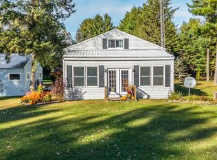W6488 County Road H, Wild Rose, WI 54984