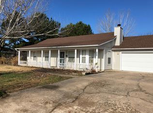 1542 Aspen Cir, Elkins, AR 72727