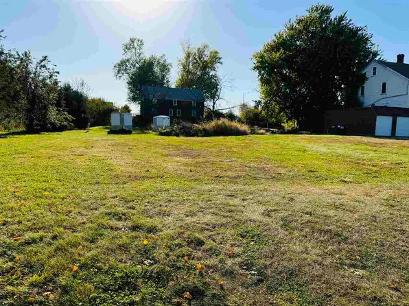 711 47th Ave, Amana, IA 52203