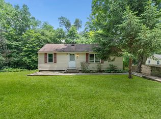 10 Eastview Dr, New Milford, CT 06776