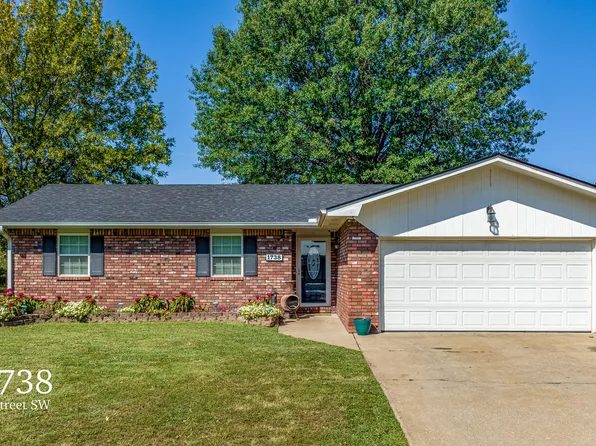 1738 K St SW, Miami, OK 74354