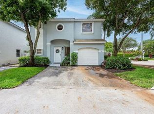 800 NW 98th Ave, Plantation, FL 33324