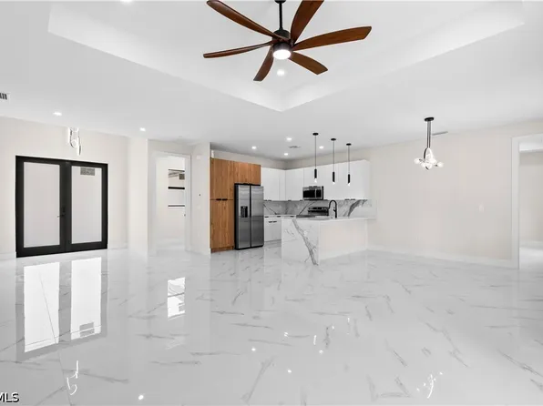 2102 E 13th St, Lehigh Acres, FL 33972