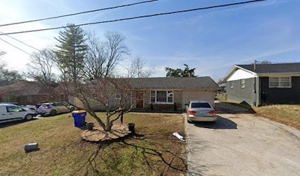 1st image of 1213 Dean Dr