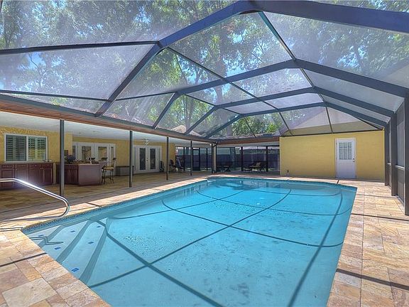 2nd image of 4601 Dogwood Hills Ct