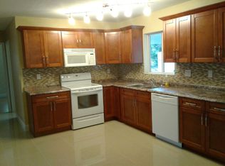 1 Spring Lake Way, Ocala, FL 34472