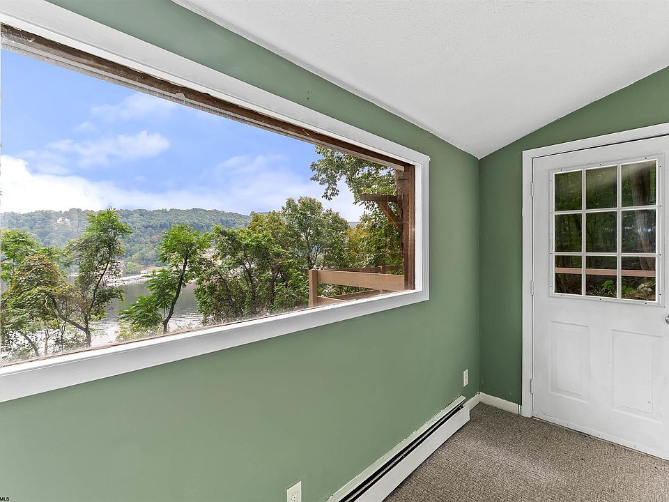 22nd image of 158 Rockley Rd