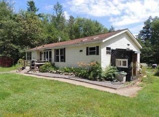 82 Back St, North Monmouth, ME 04265