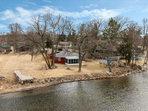 601 Chinook Ave SW, Avon, MN 56310