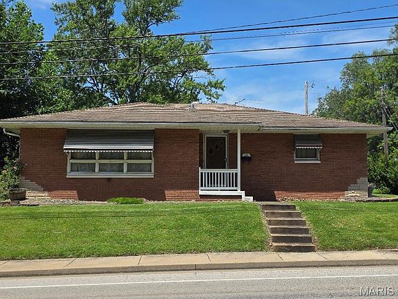 2nd image of 618 Poplar St