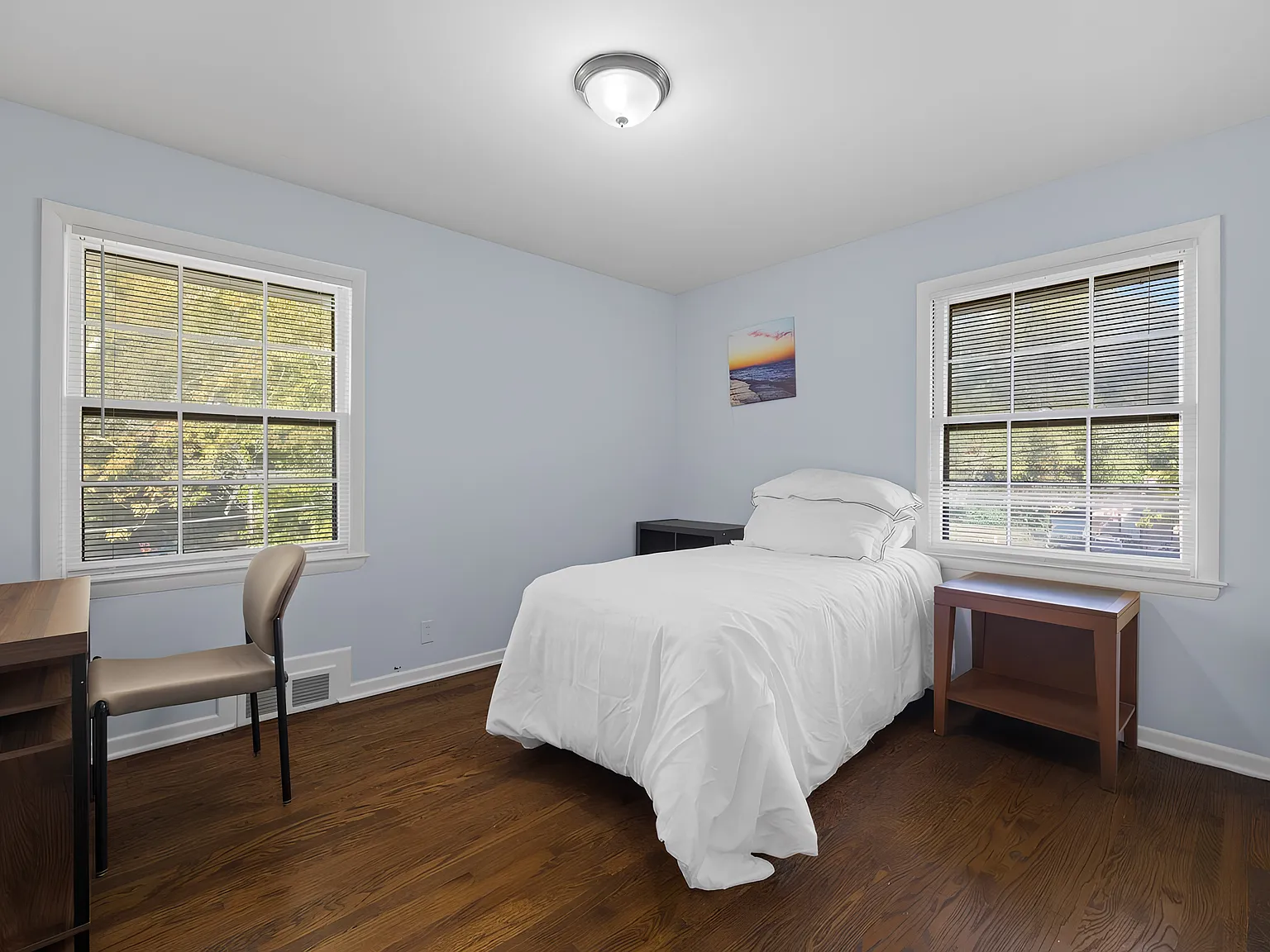 4 bed, 4.0 bath, 2656 sqft, $693 — Photo 1