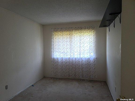5th image of 231 Springmeadow Dr Unit N