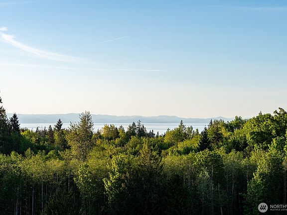 4th image of 405 Elk Run Trail