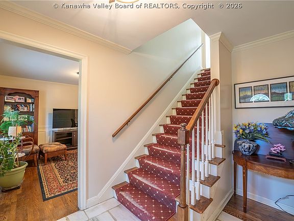 5th image of 1222 Mount Vernon Rd