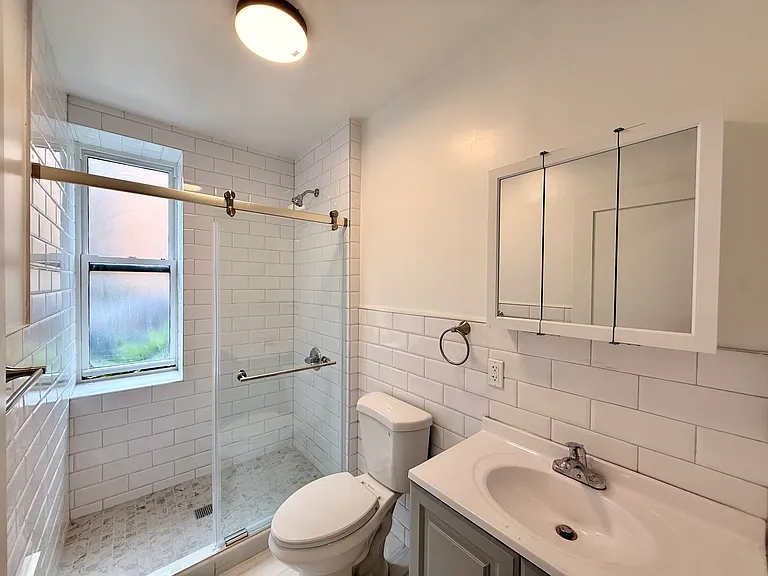 130 Avenue P #1M — Photo 5