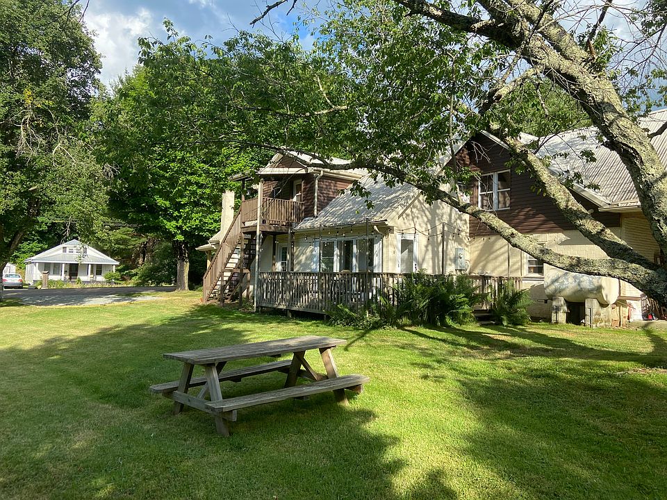 1st image of 316 Tater Hill Rd #A