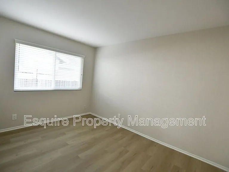 6129 Calle Arena — Photo 11