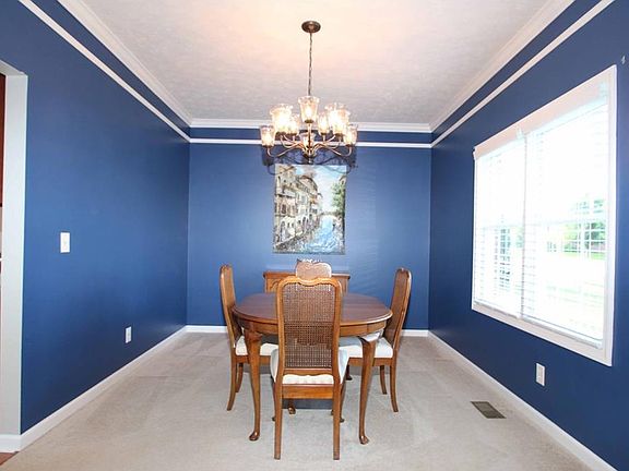 5th image of 8979 Shelburne Way
