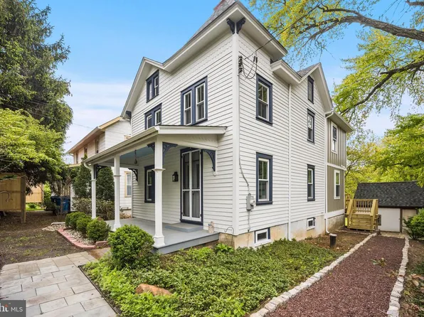 2090 Durham Rd, New Hope, PA 18938