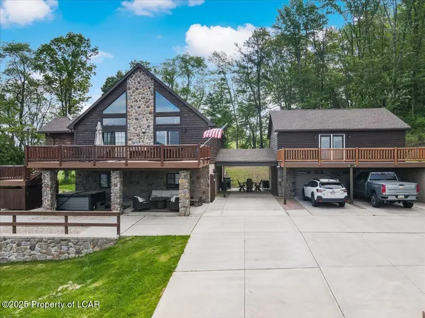 1174 Cedar Head Rd, Sugarloaf, PA 18249