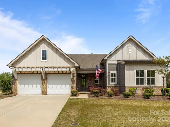 8018 Green Heron Ct, Belmont, NC 28012
