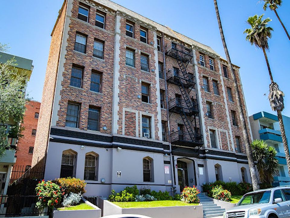 Building Photo 5