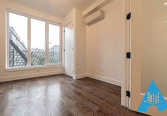 4th image of 315 Bushwick Ave #5F