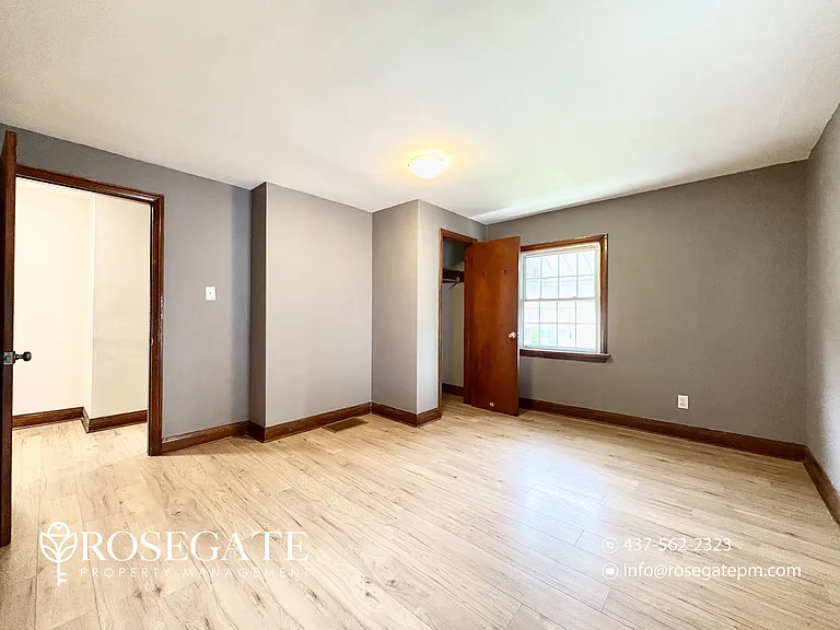 7181 Windsor Cres — Photo 10