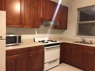 1143 Tree St, Philadelphia, PA 19148