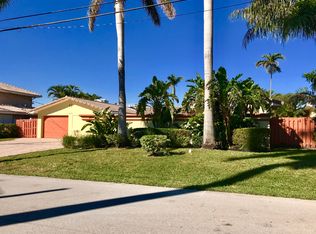 1911 Coral Reef Dr, Fort Lauderdale, FL 33308