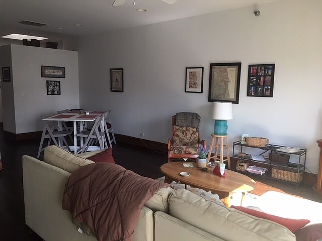 1st image of 684 Vernon Ave #9N