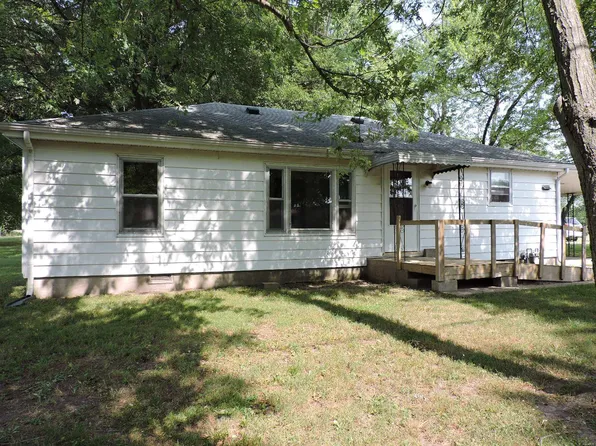 106 N Cross St, Percy, IL 62272