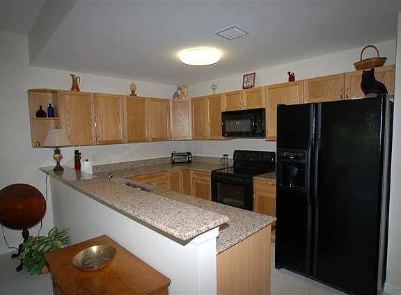 4th image of 1299 NE 105th St