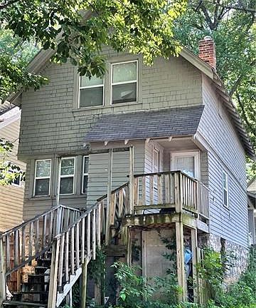2nd image of 505 Cypress Ave