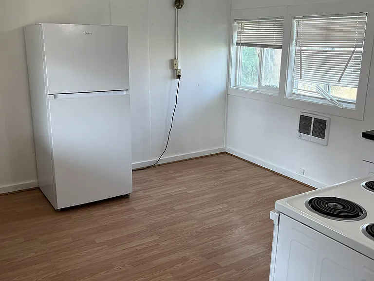 111 E Simplot Blvd #6 — Photo 5