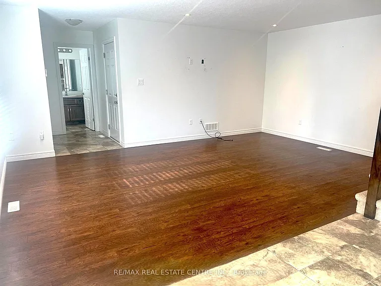 1220 Riverbend Rd #119 — Photo 7