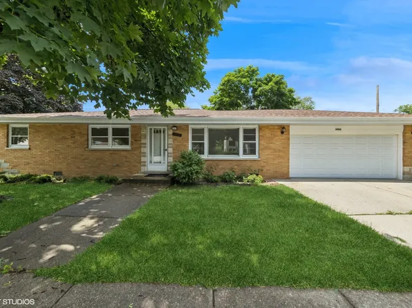 6800 W 97th St, Oak Lawn, IL 60453