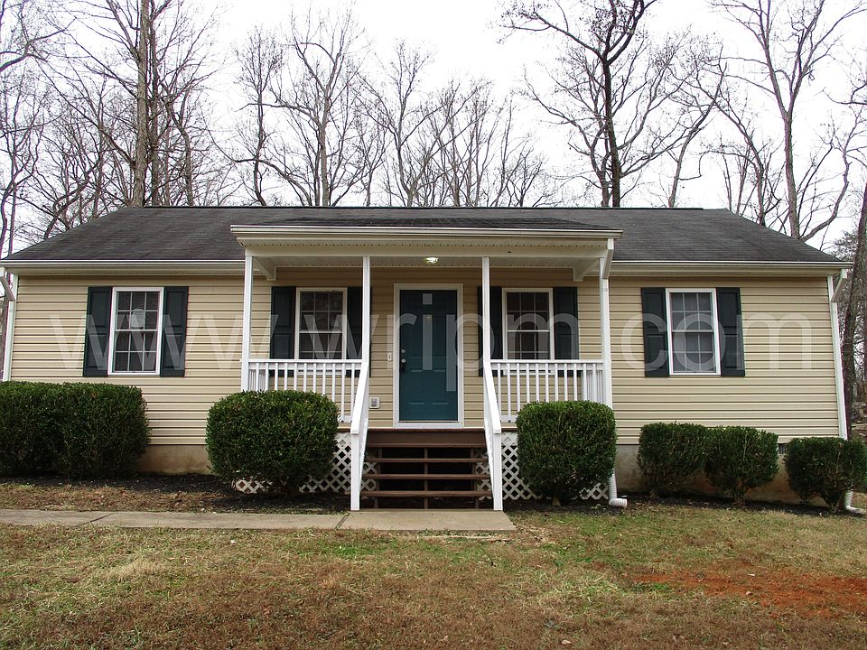 1st image of 2406B Ocala Dr